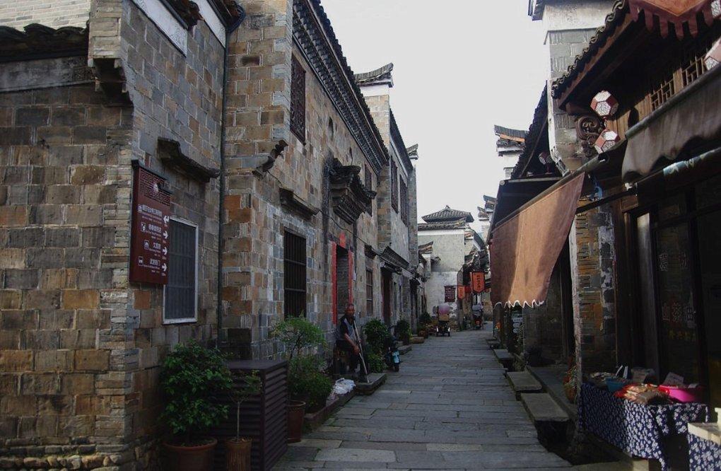 甜美奥莉吃甜点